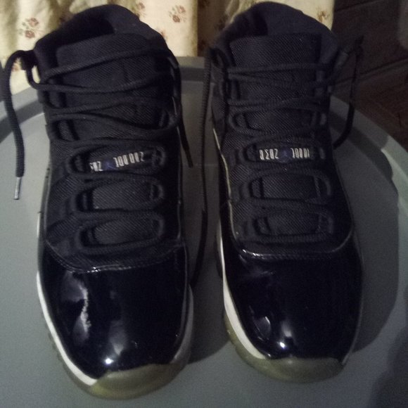 Jordans main image 4